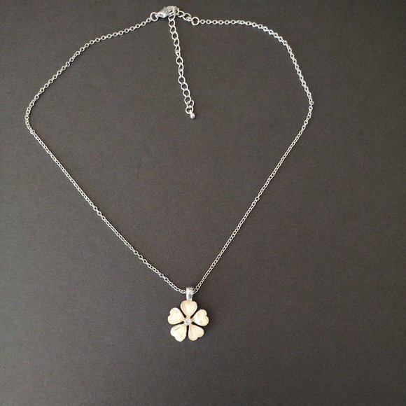 Cream flower pendant necklace with cz center and silver accents - Picture 8 of 12